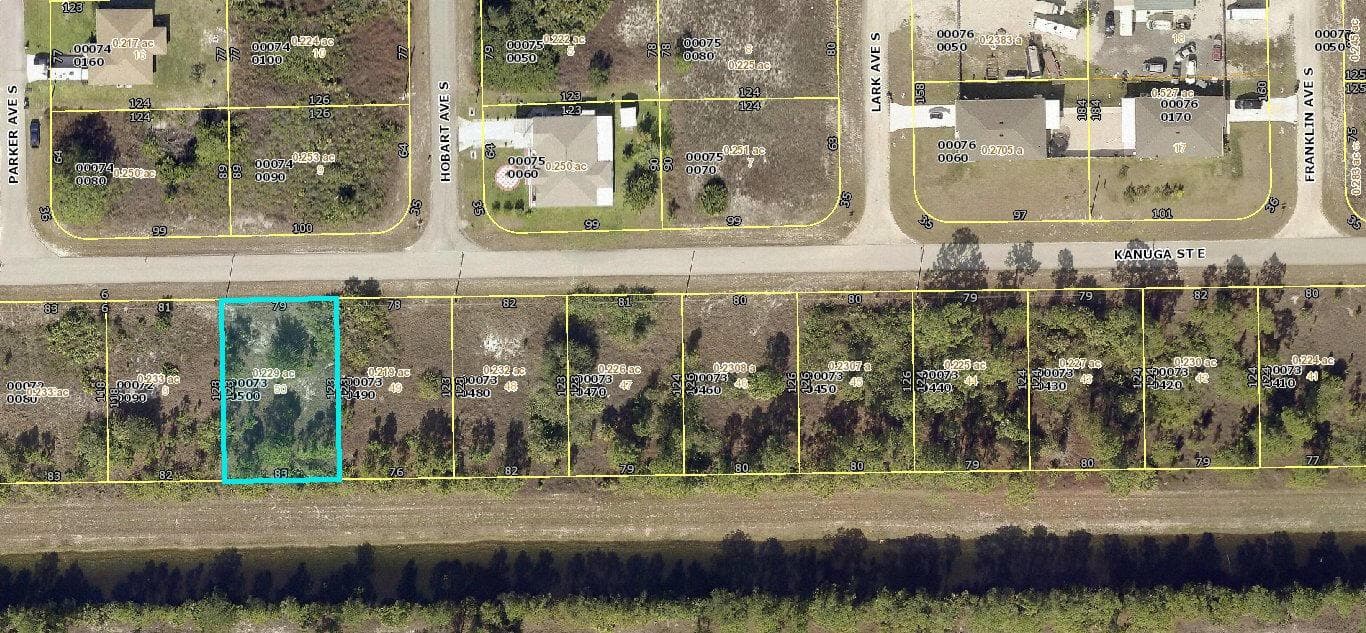 1018 Kanuga Street E, Lehigh Acres FL 33974