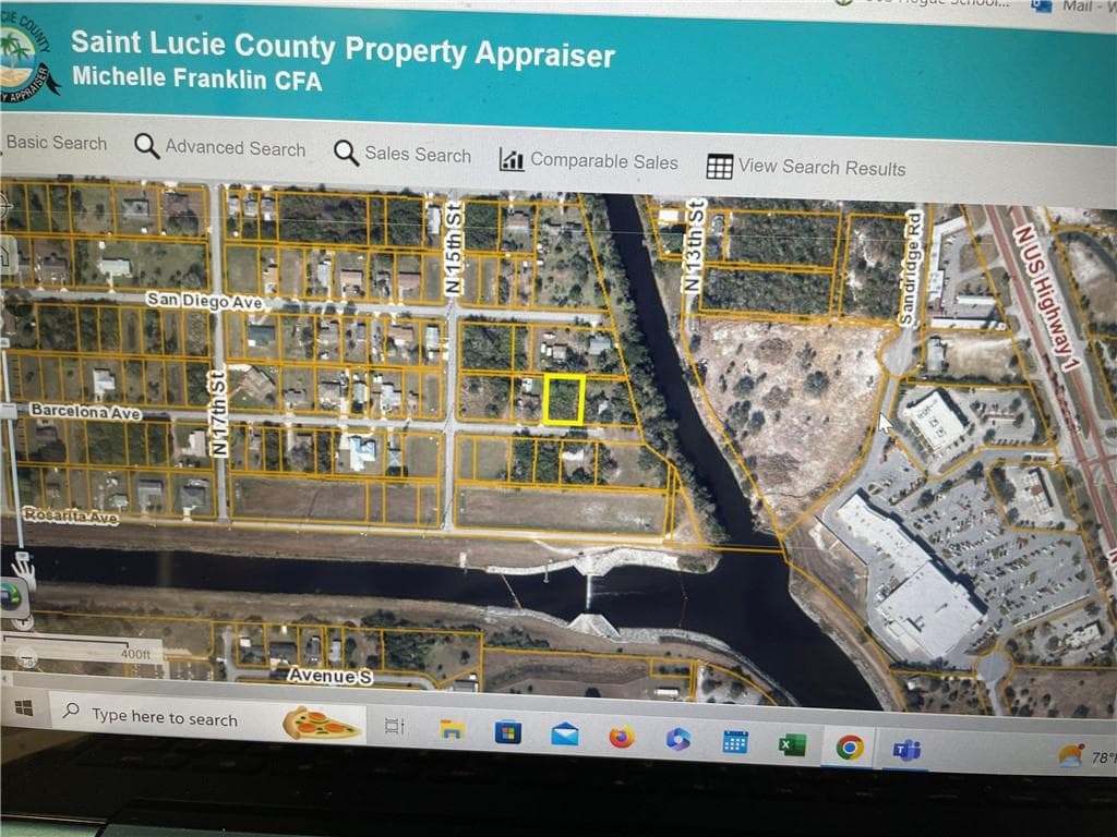 O BARCELONA AVE, Fort Pierce FL 34946