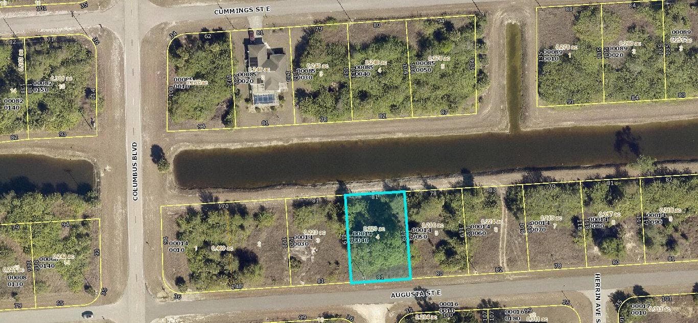 1207 Augusta Street E, Lehigh Acres FL 33974