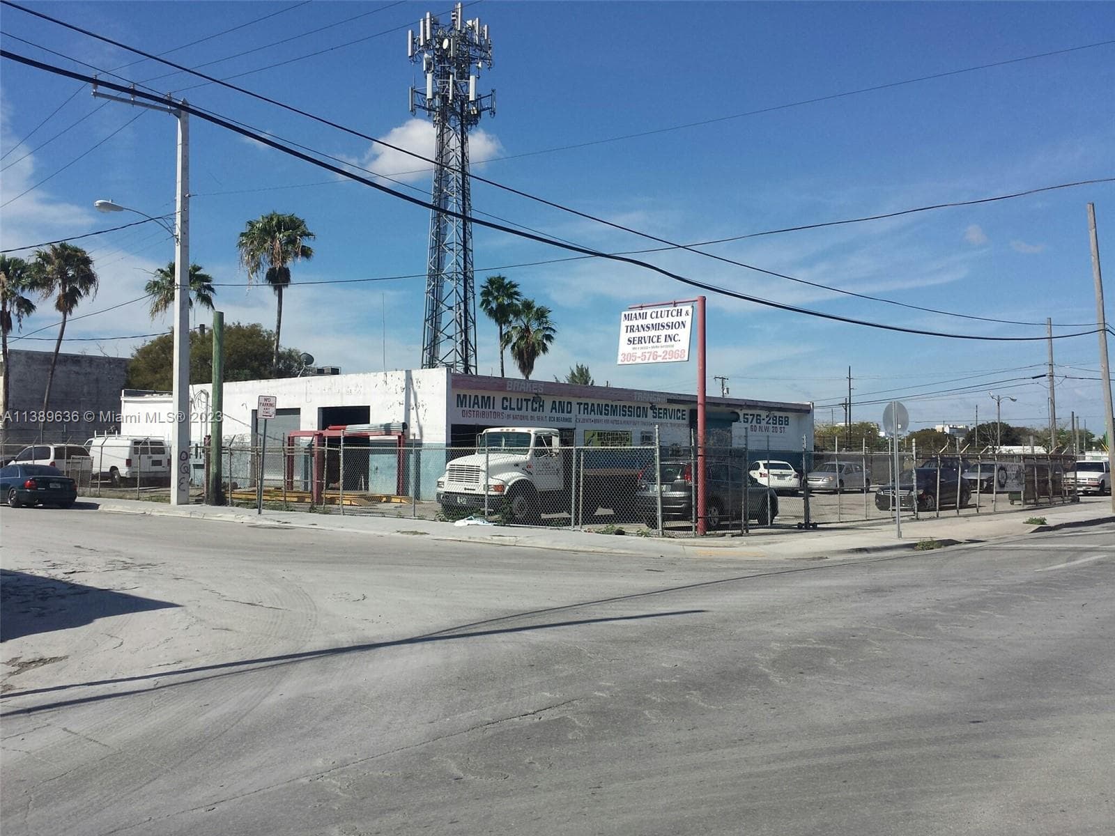 60 NW 20th St, Miami FL 33127
