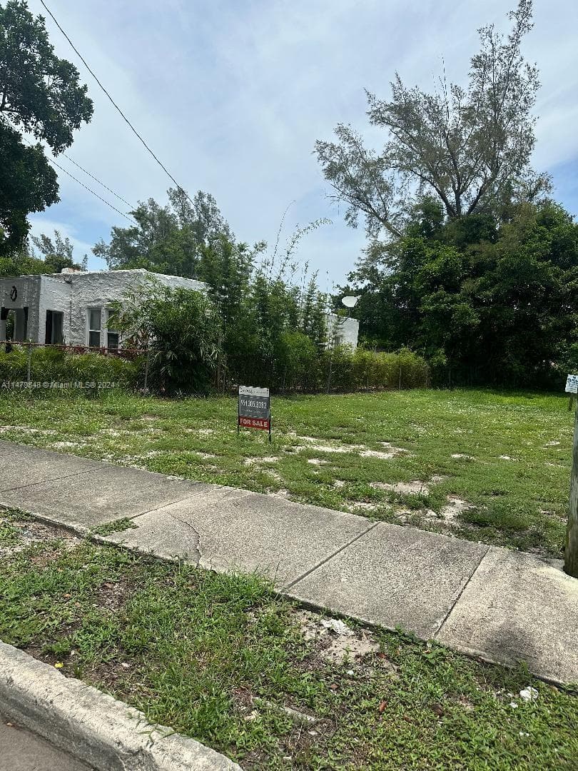 3508 Greenwood Ave, West Palm Beach FL 33407