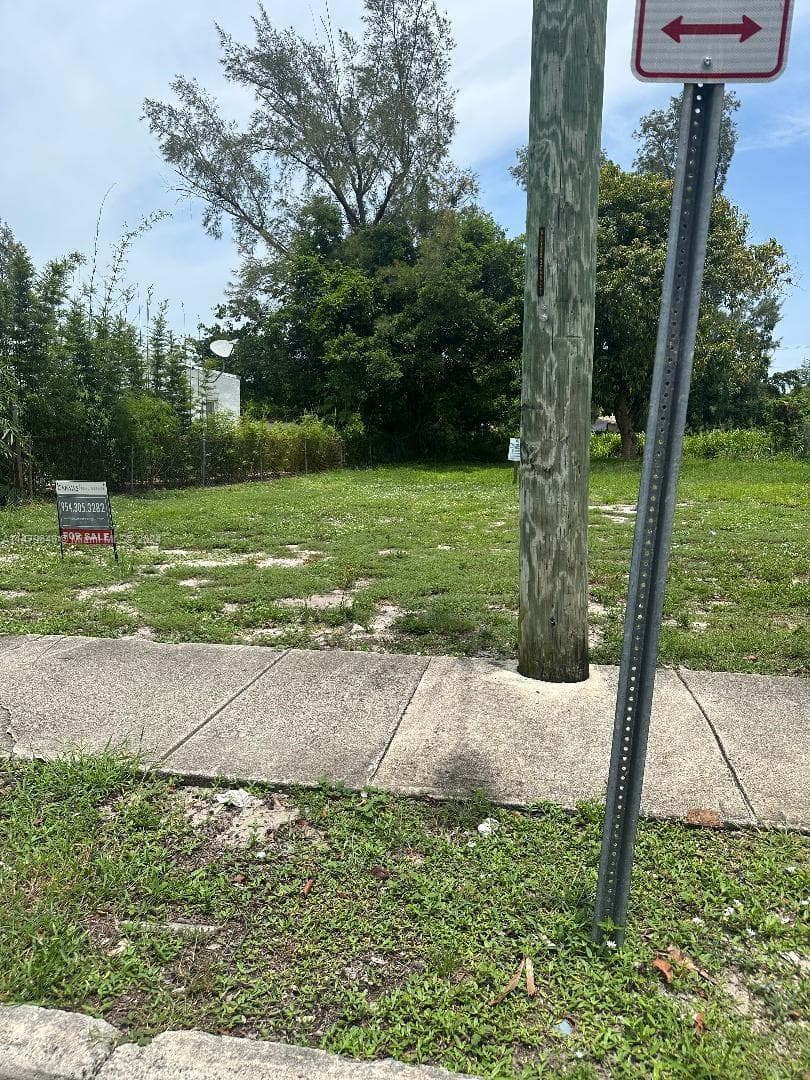 3508 Greenwood Ave, West Palm Beach FL 33407