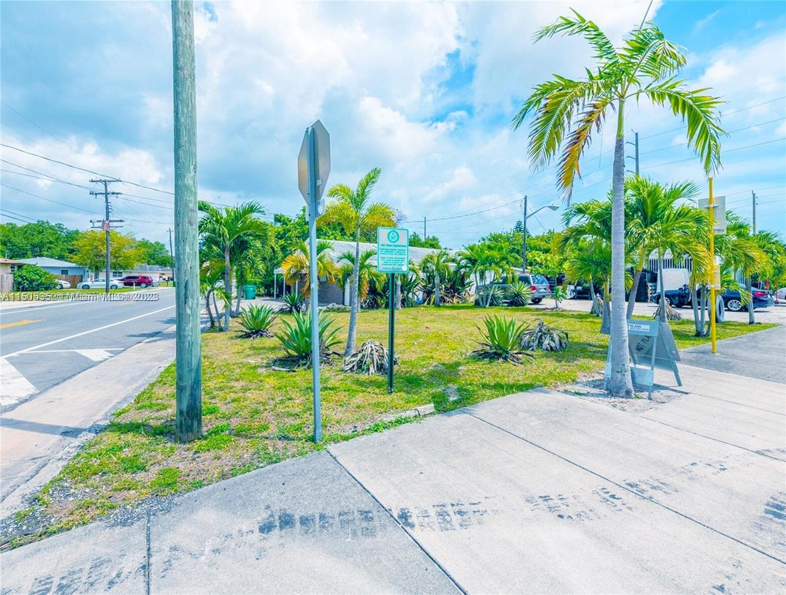 400 1st St, Dania Beach FL 33004