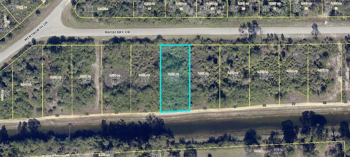 1806 Mayberry Drive, Lehigh Acres FL 33972
