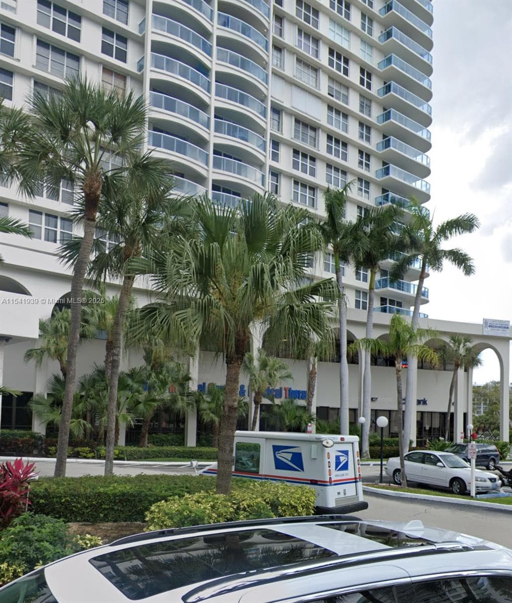3800 S Ocean Dr # G7, Hollywood FL 33019