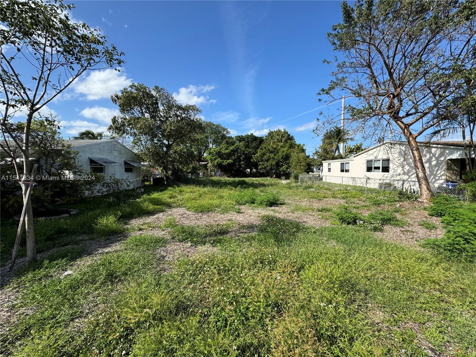 2205 Coolidge St, Hollywood FL 33020