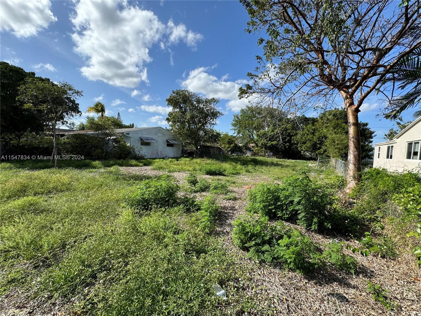 2205 Coolidge St, Hollywood FL 33020