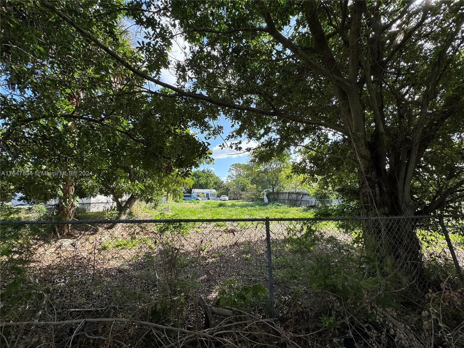 2205 Coolidge St, Hollywood FL 33020
