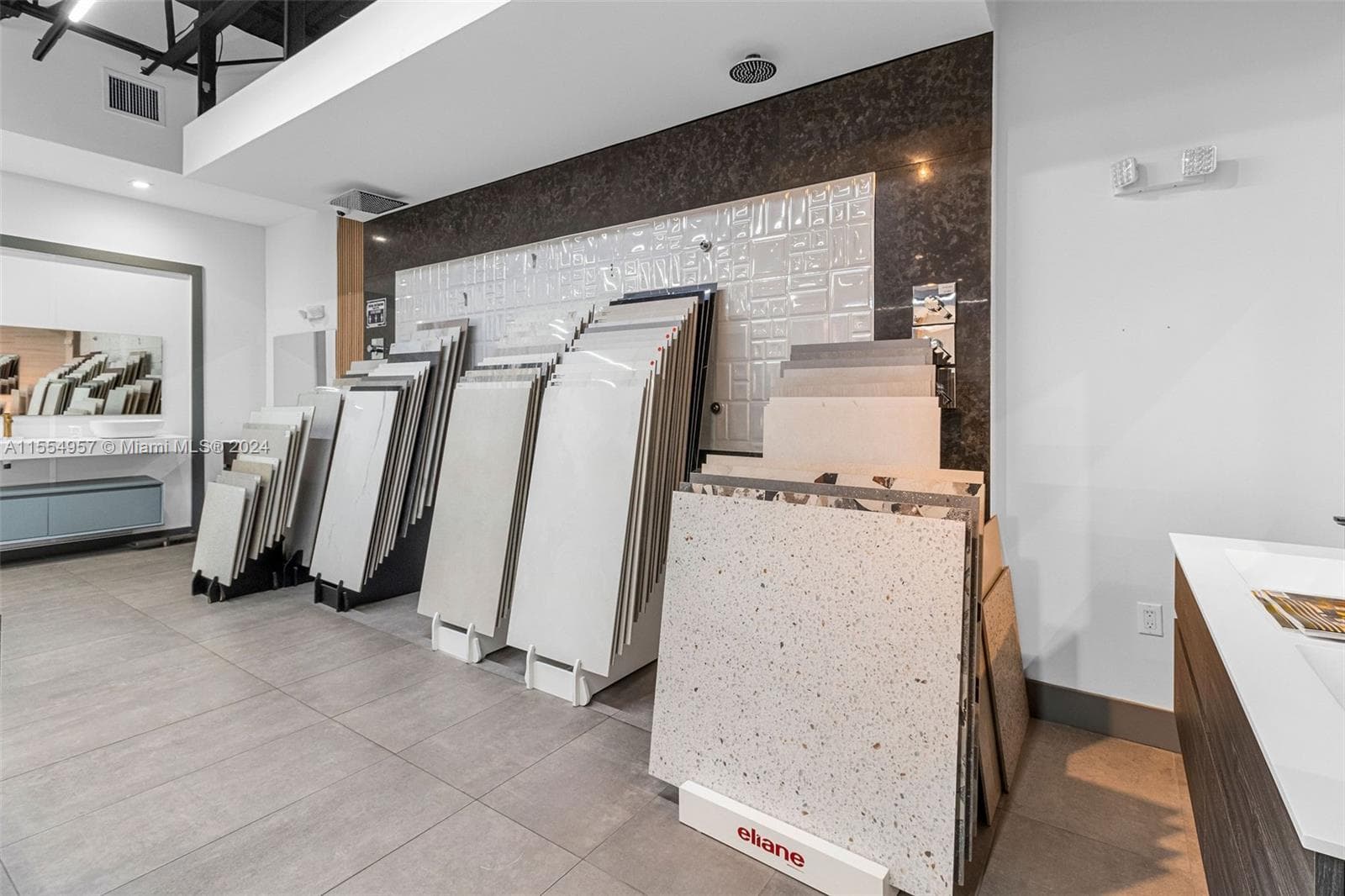 Bath Vanities/Accessories and Flooring, Doral FL 33122