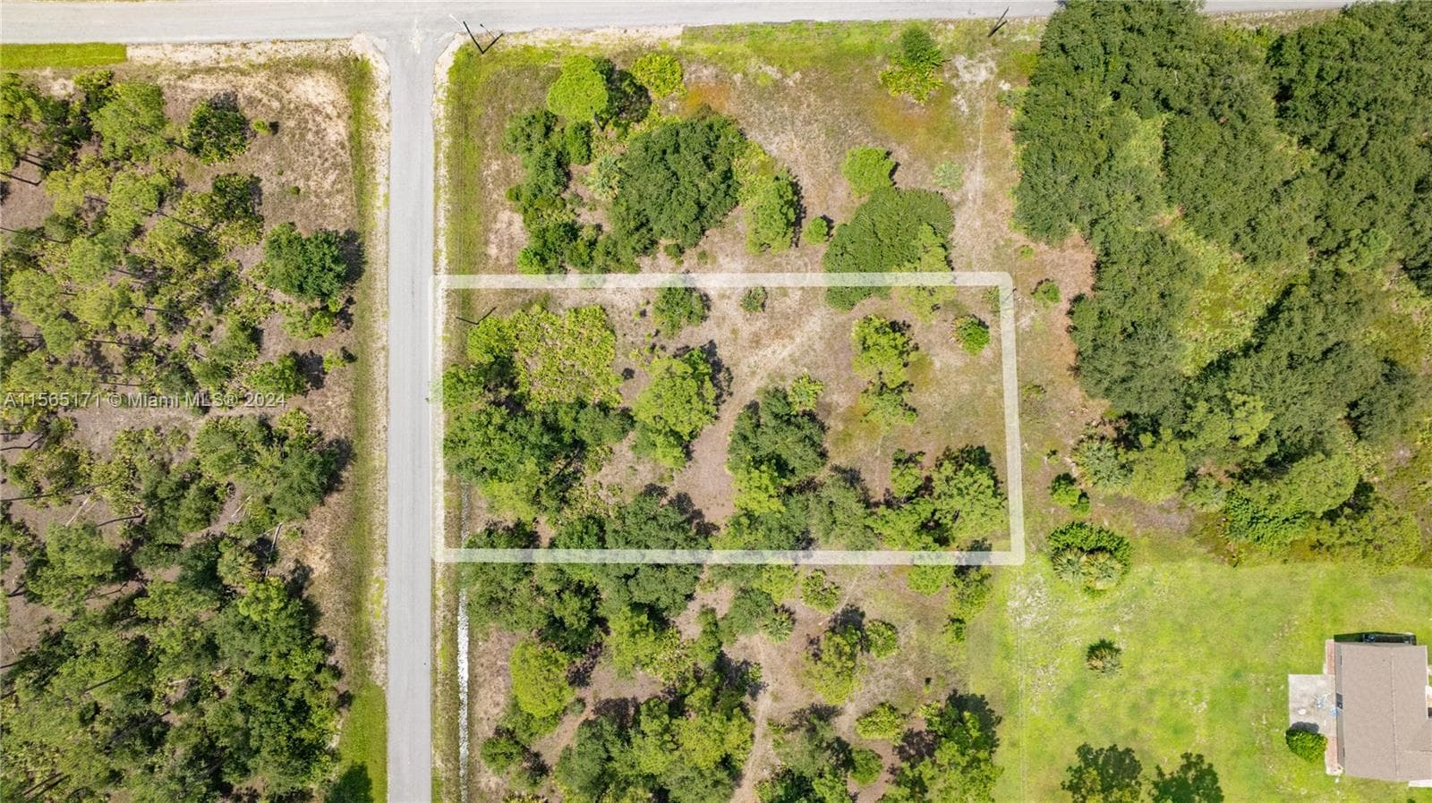 1420 Clayton Ave, Lehigh Acres FL 33972