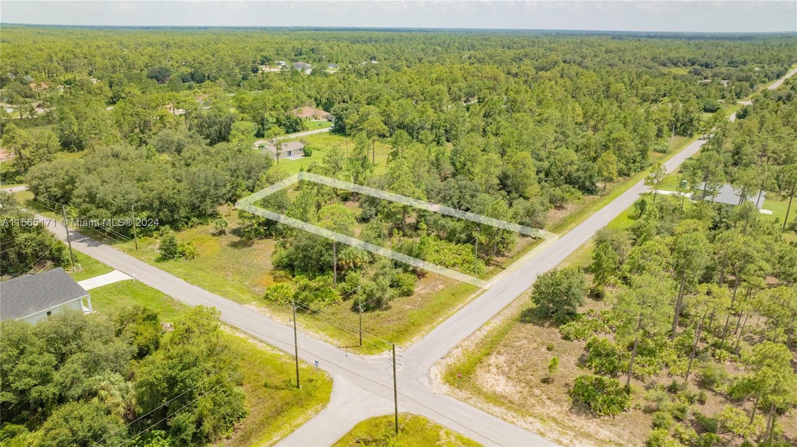 1420 Clayton Ave, Lehigh Acres FL 33972