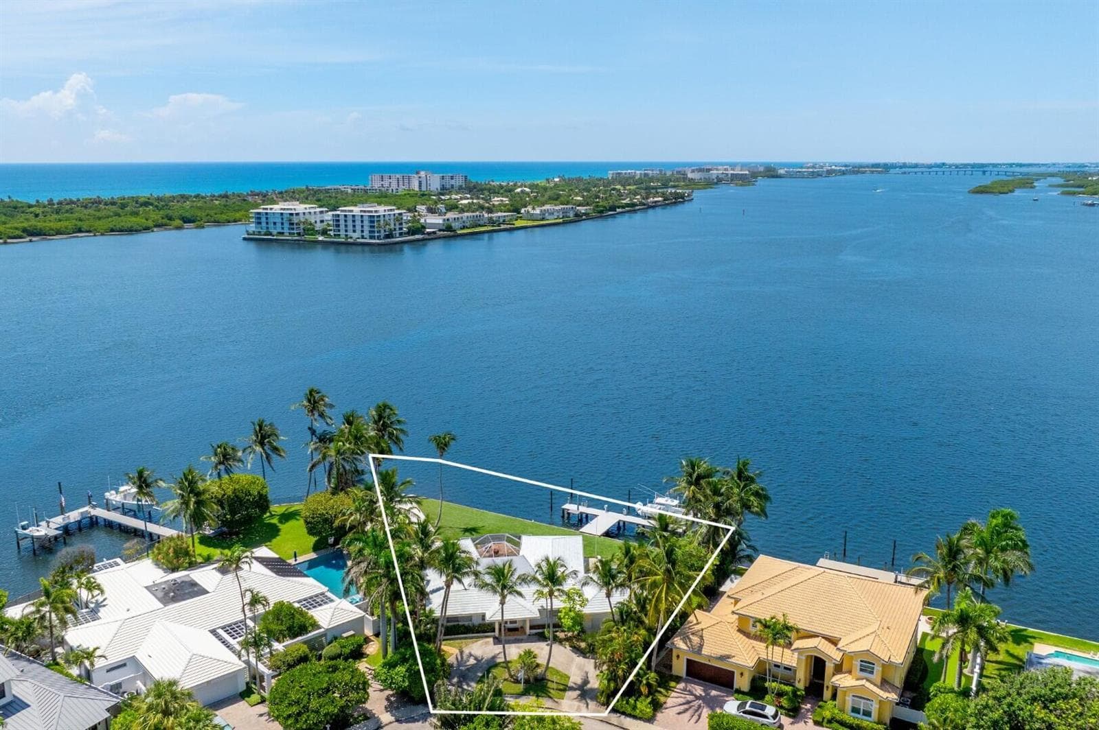 8026 Flagler Court, West Palm Beach FL 33405