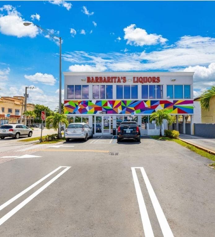 400 E 41st St, Hialeah FL 33013