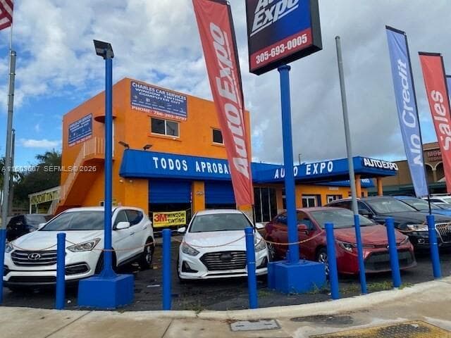 4010 E 8th Ave, Hialeah FL 33013