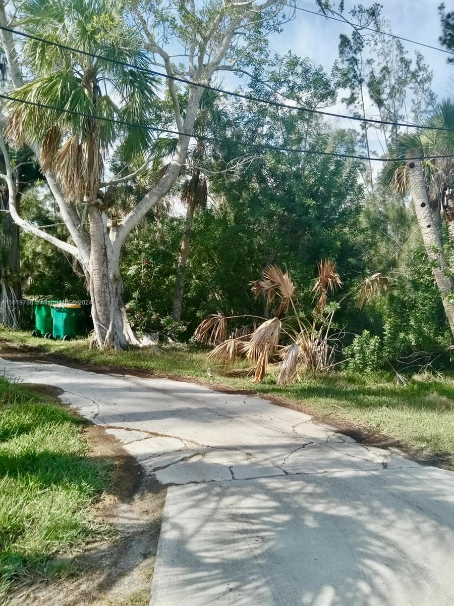 215 Glenholm  Ave, Other City - In The State Of Florida FL 33950