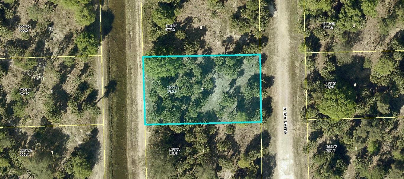 5903 Susan Avenue N, Lehigh Acres FL 33971