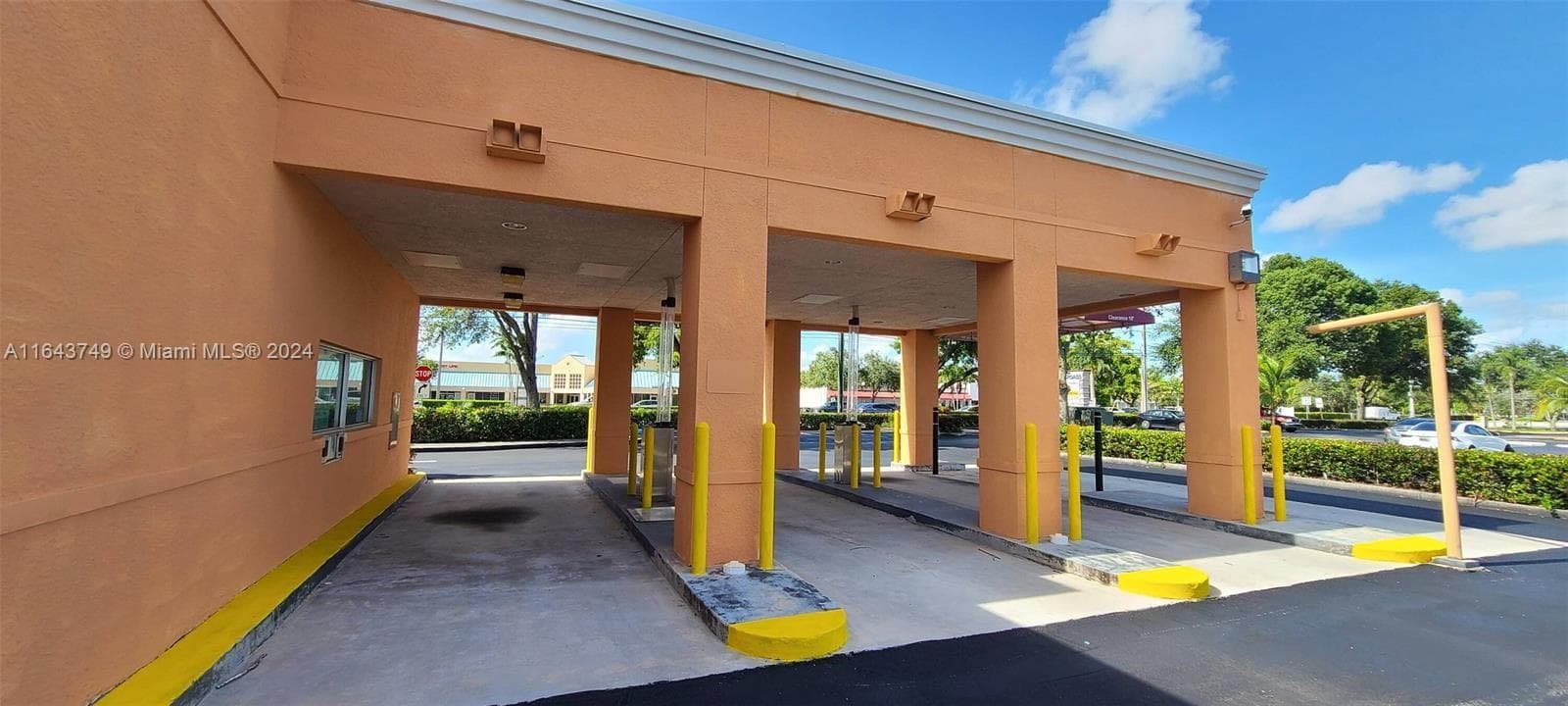 5300 Coconut Creek Pkwy, Margate FL 33063