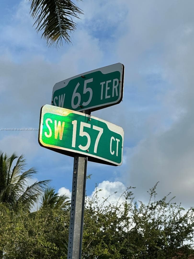 157th CT SW 65th TERRACE, Miami FL 33193