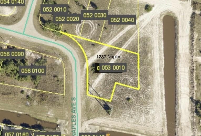 1237 Naples Avenue, Lehigh Acres FL 33913