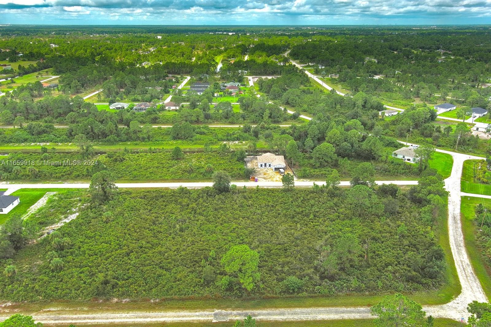 642 Vasser Ave S, Lehigh Acres FL 33974