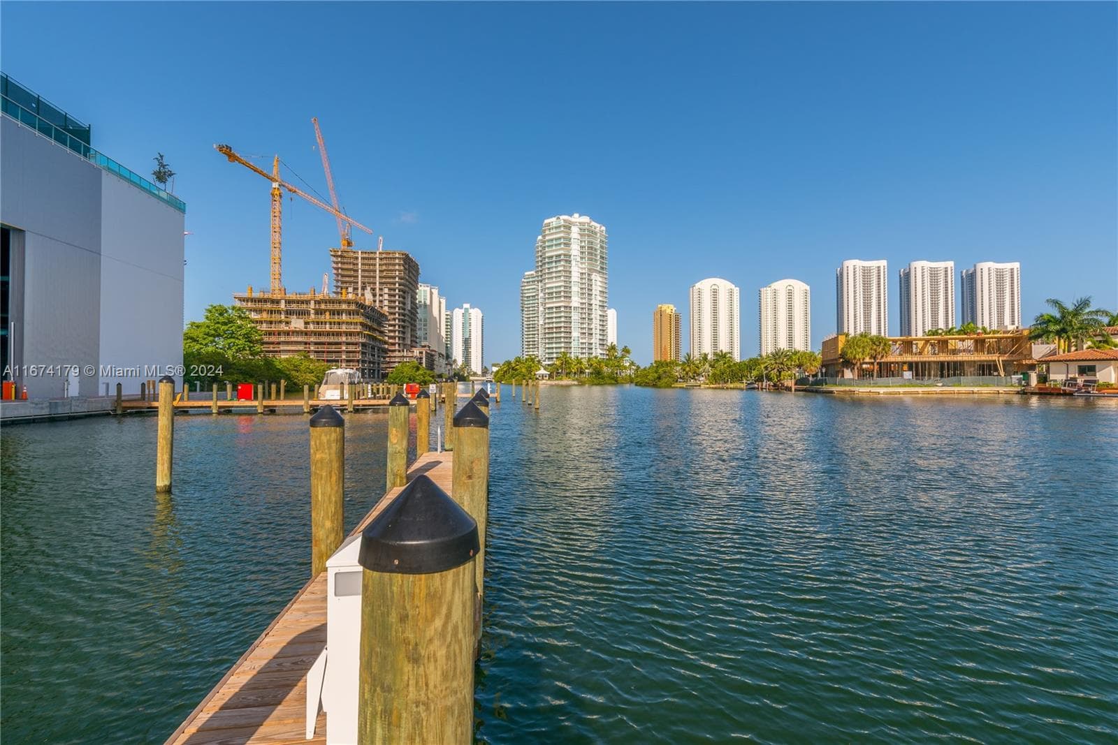 400 Sunny Isles Blvd, Sunny Isles Beach FL 33160