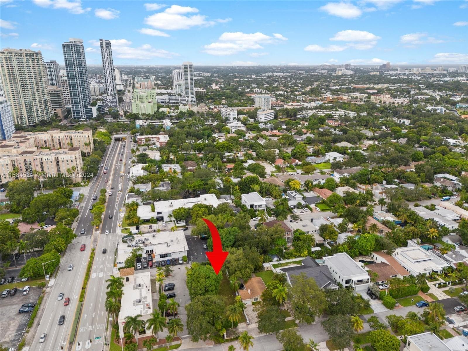 615 SE 7th St, Fort Lauderdale FL 33301