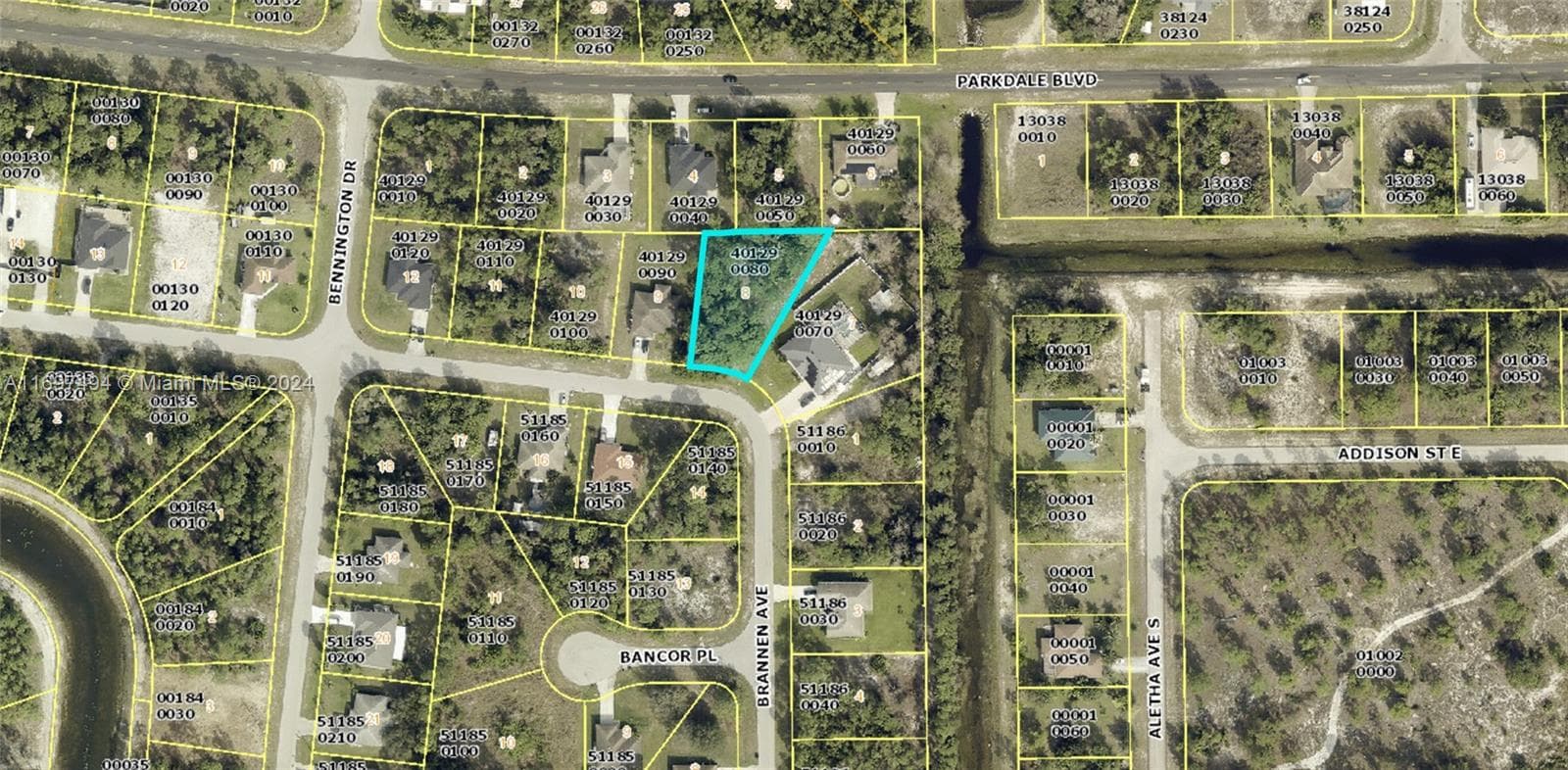 439 Broadmoor St, Lehigh Acres FL 33974