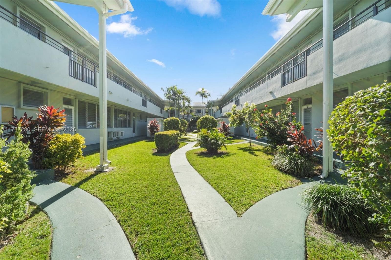 1060 98 St, Bay Harbor Islands FL 33154