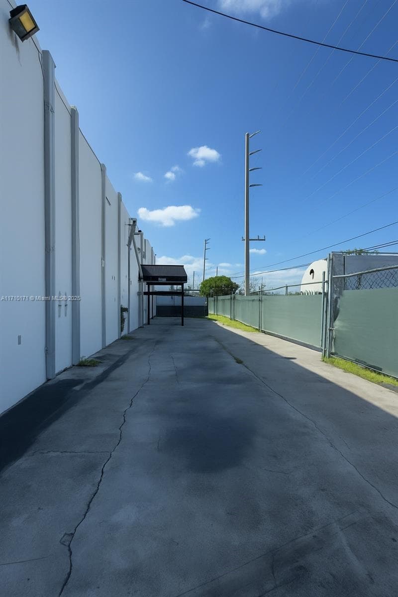 4201 NW 37th Ct # 3728, Hialeah FL 33142