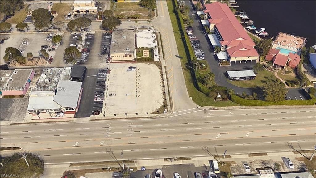 1725 CAPE CORAL PKWY, Cape Coral FL 33904