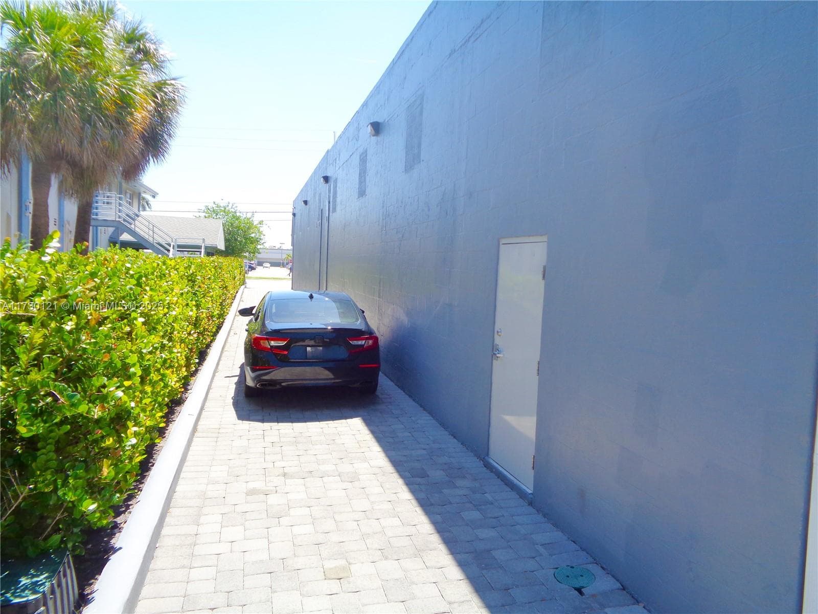 3749 N Federal Hwy, Pompano Beach FL 33064