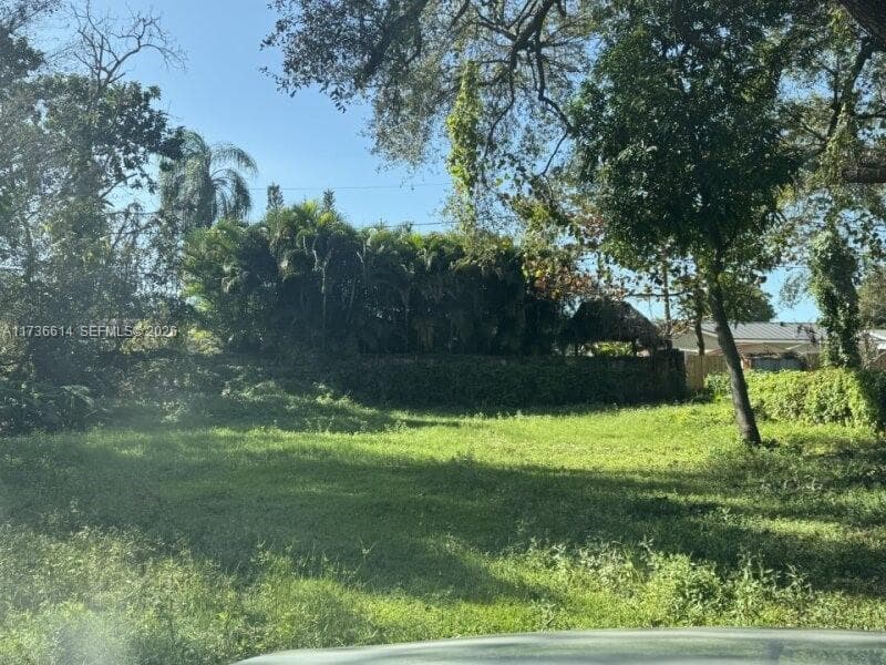 2361 SW 45th St, Dania Beach FL 33312