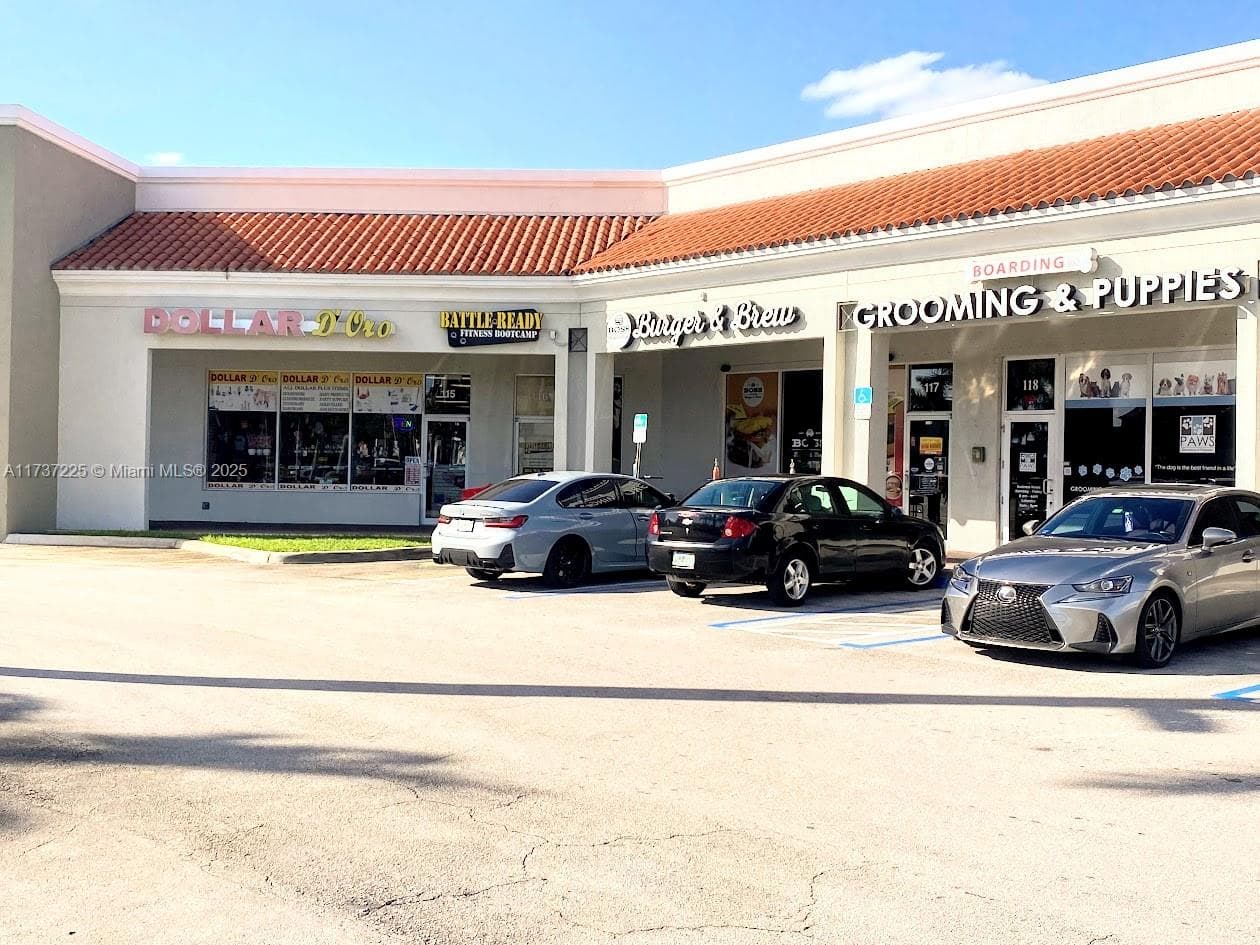 Hialeah, FL, 33015