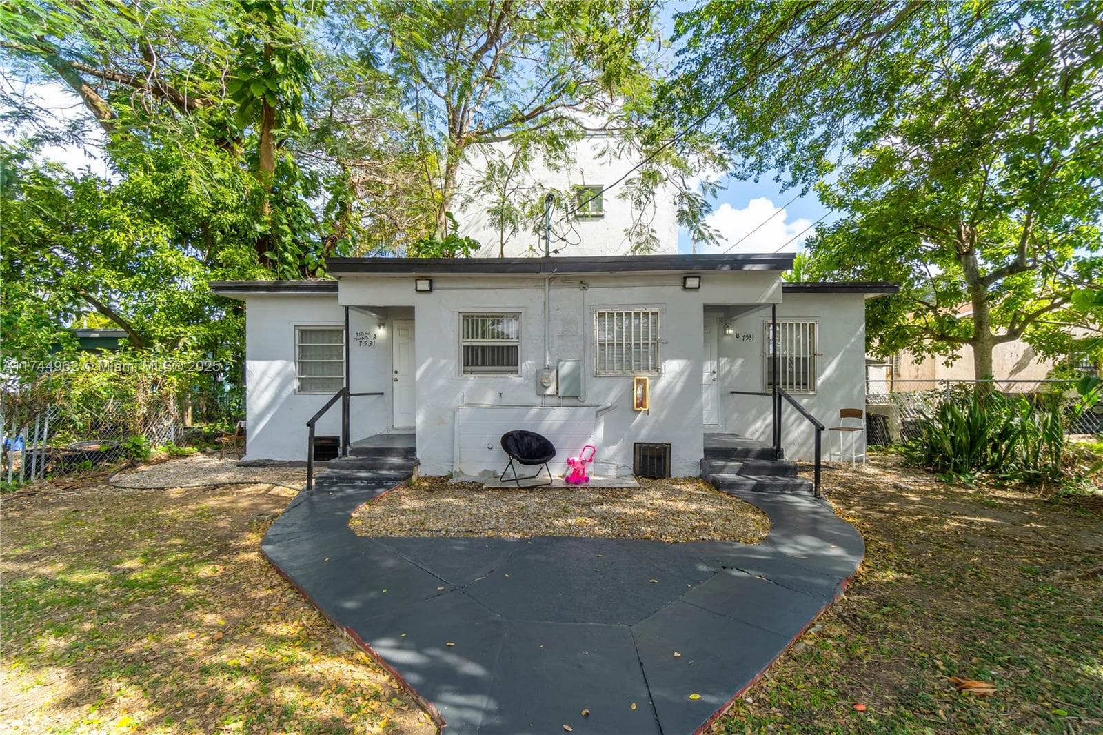 7525 NE Miami Ct, Miami FL 33138