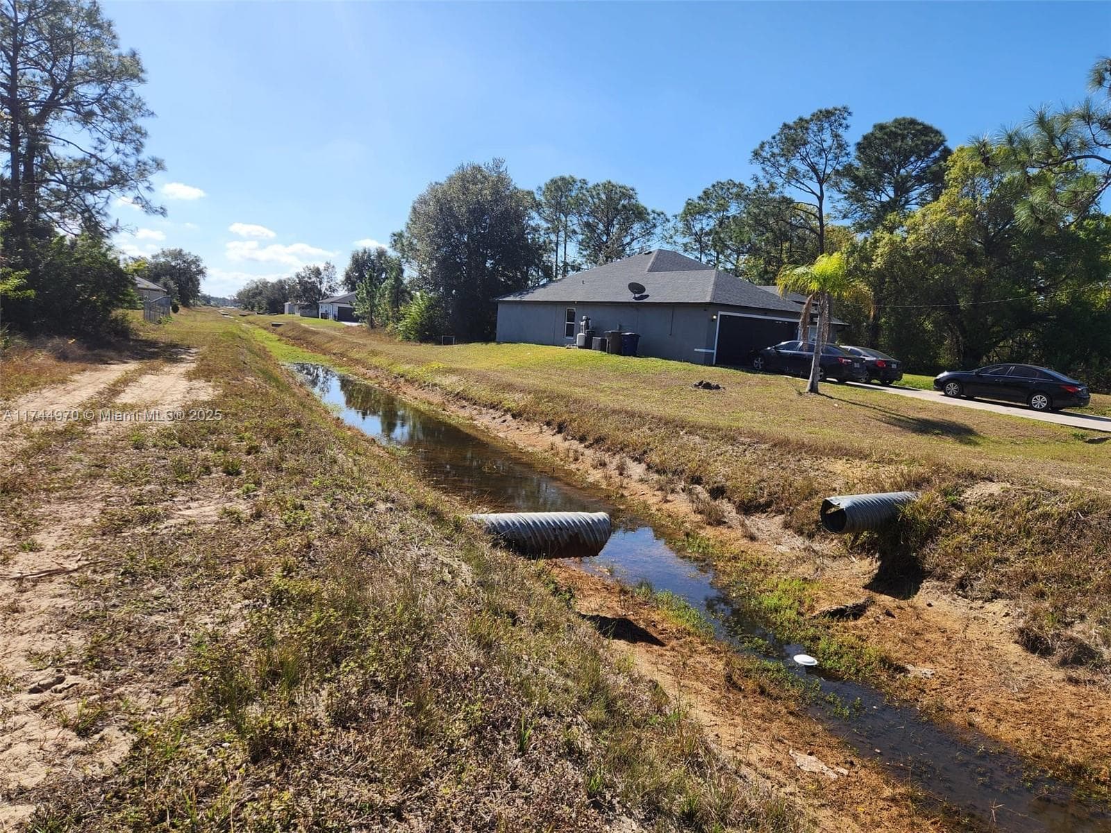 2719 50 W, Lehigh Acres FL 33971