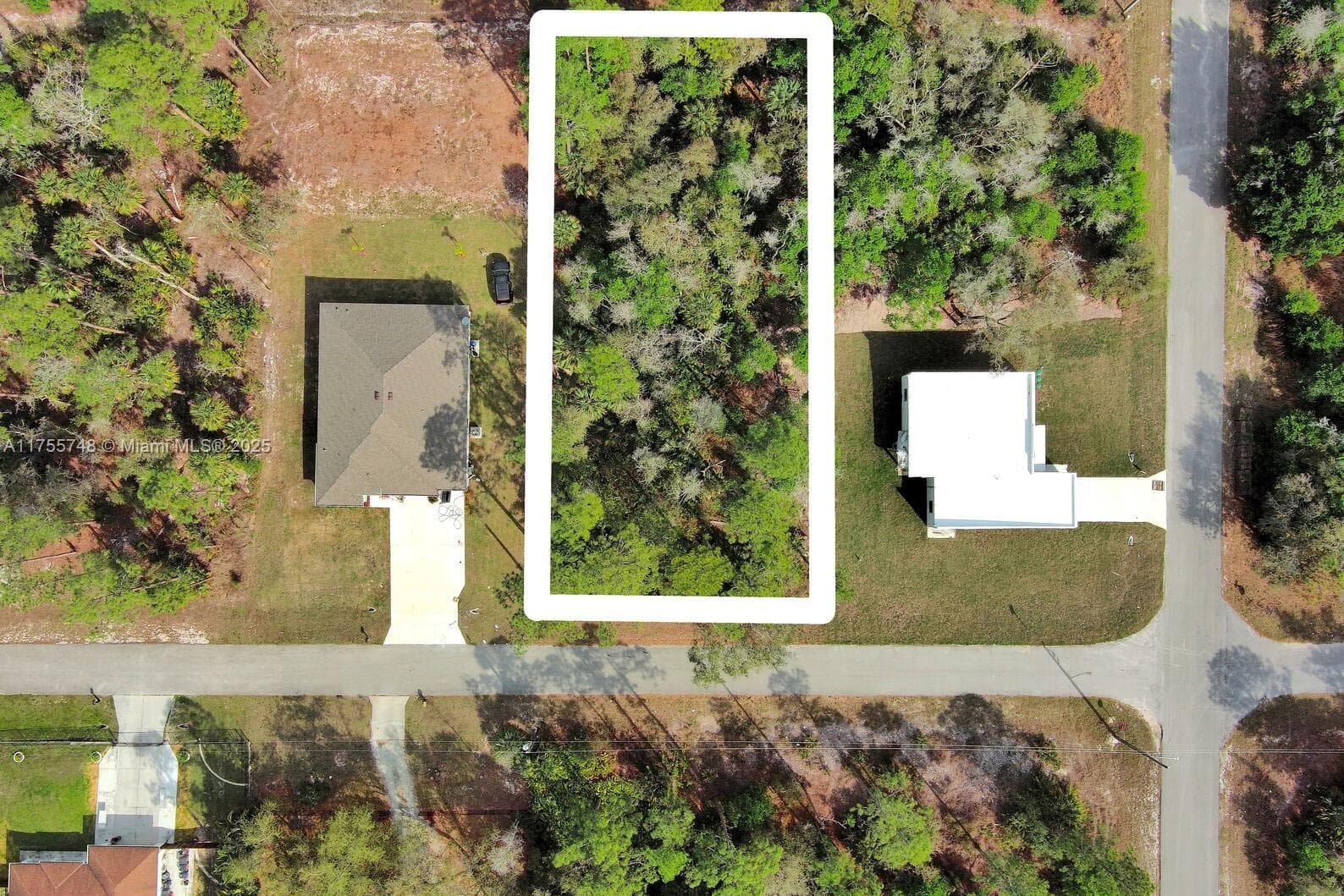 1702 Greenwood Ave, Lehigh Acres FL 33972