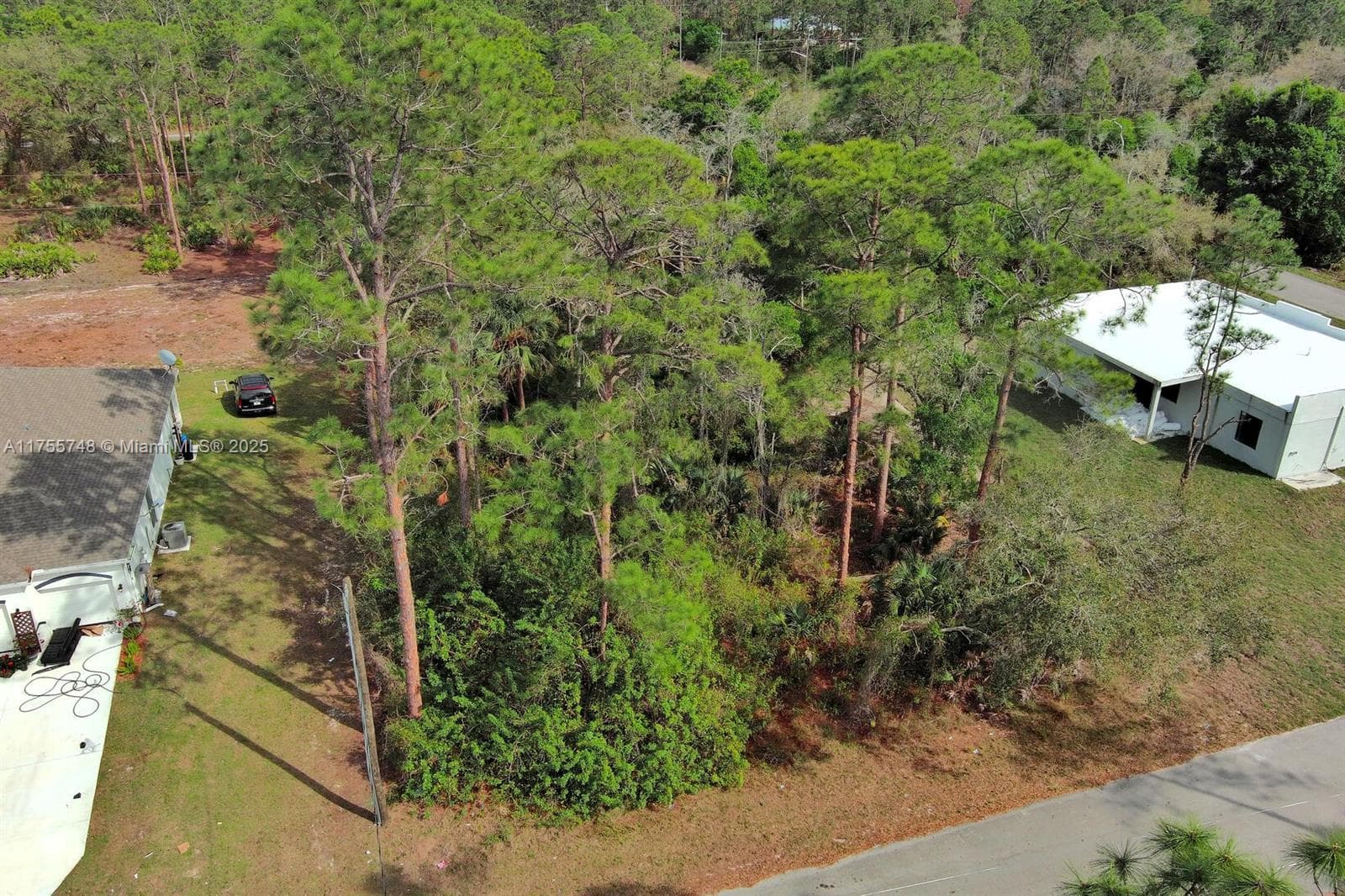 1702 Greenwood Ave, Lehigh Acres FL 33972
