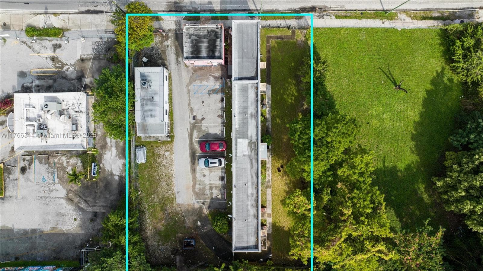 660,662,664 NW 29th St, Miami FL 33127