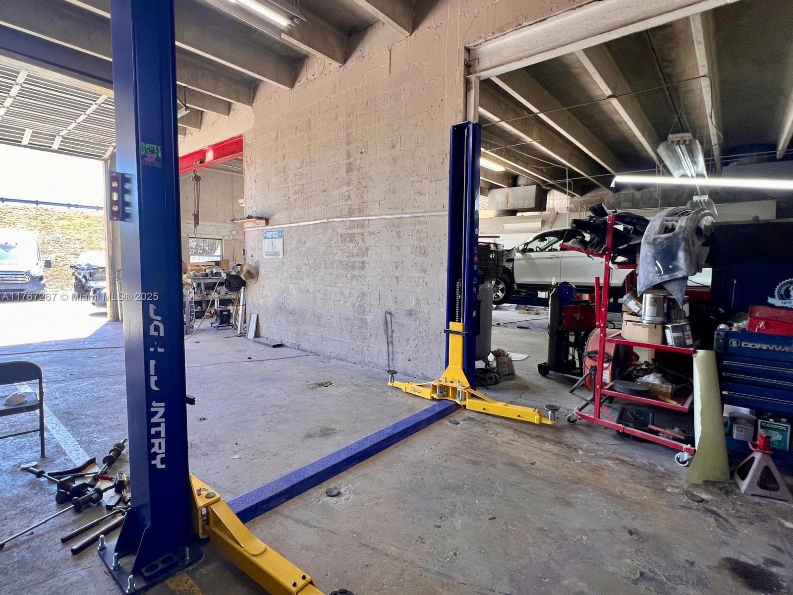 Body Shop Business For Sale, Hialeah FL 33014