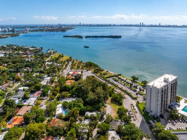 890 NE 70th St, Miami FL 33138
