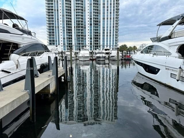 17211 Biscayne Blvd BS-10, North Miami Beach FL 33160