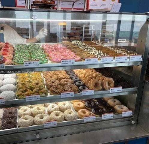 Miami Beach, FL, 33141