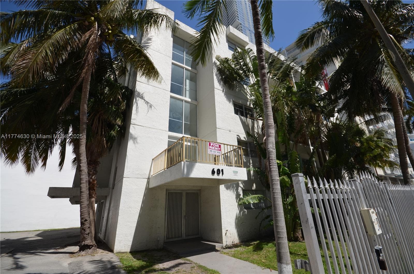 601 NE 22nd St, Miami FL 33137