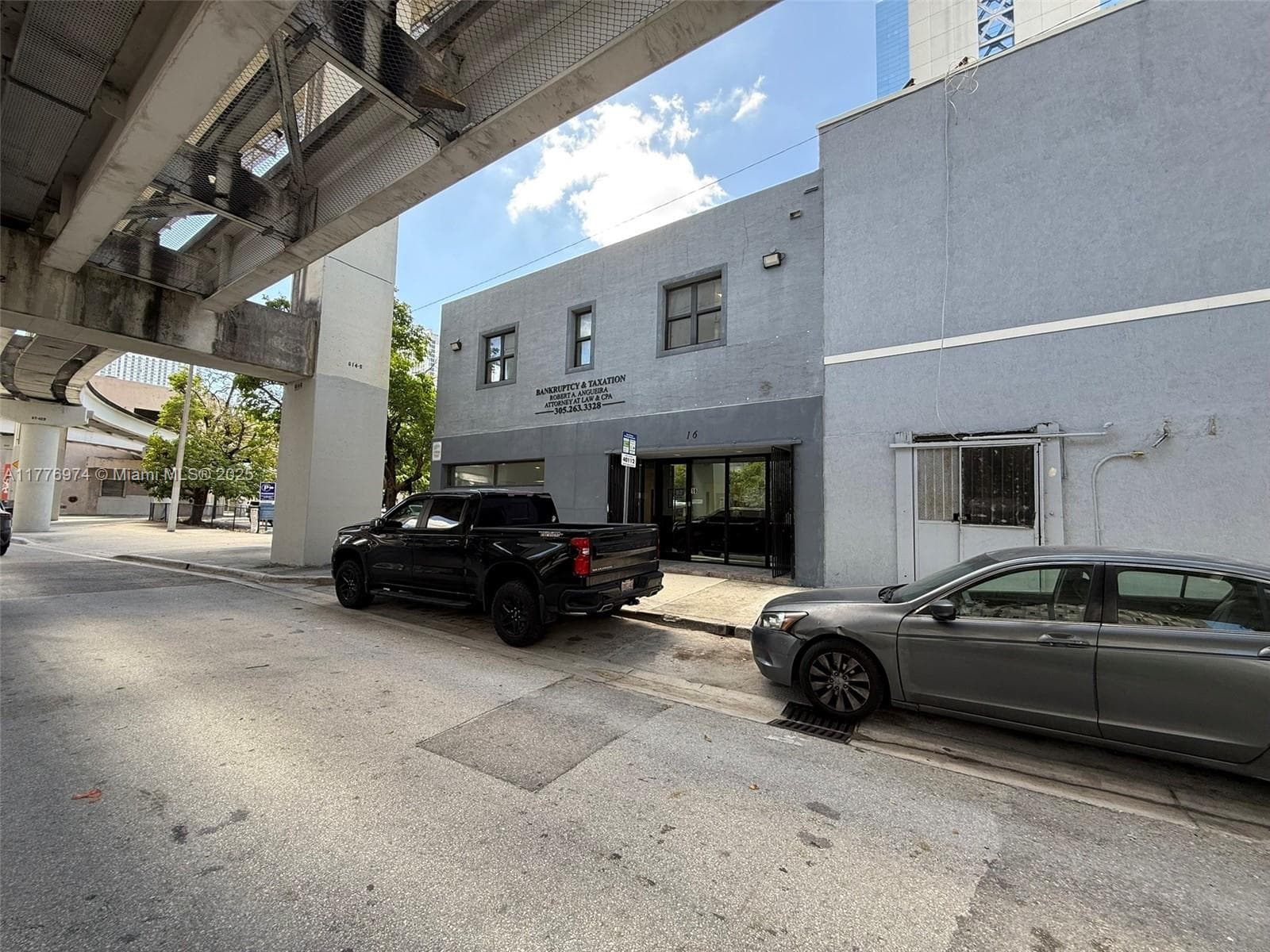 16 SW 1st Ave, Miami FL 33130