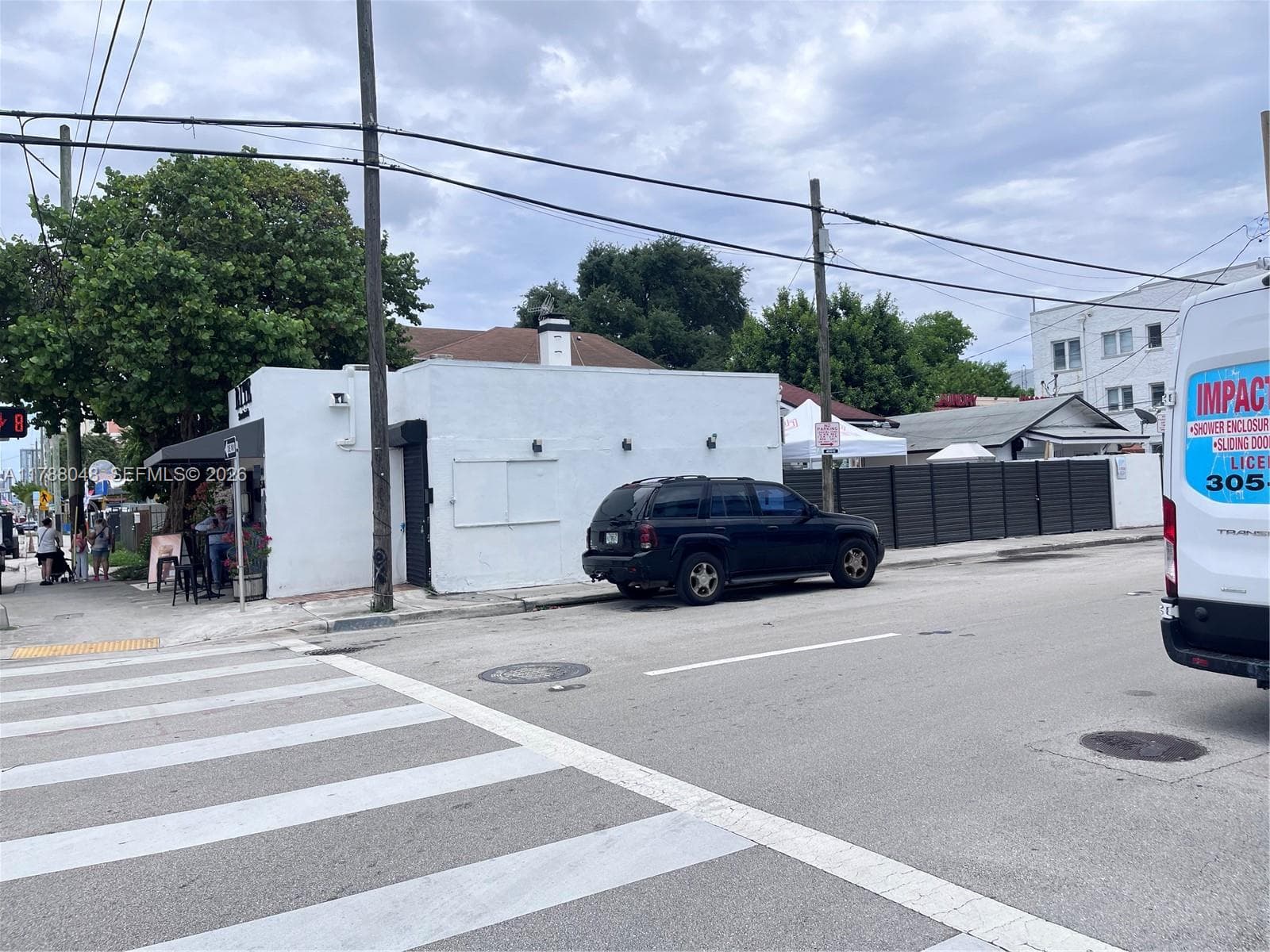 1574 SW 1st St, Miami FL 33135