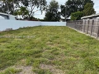 137 W 32 ST, Hialeah FL 33012