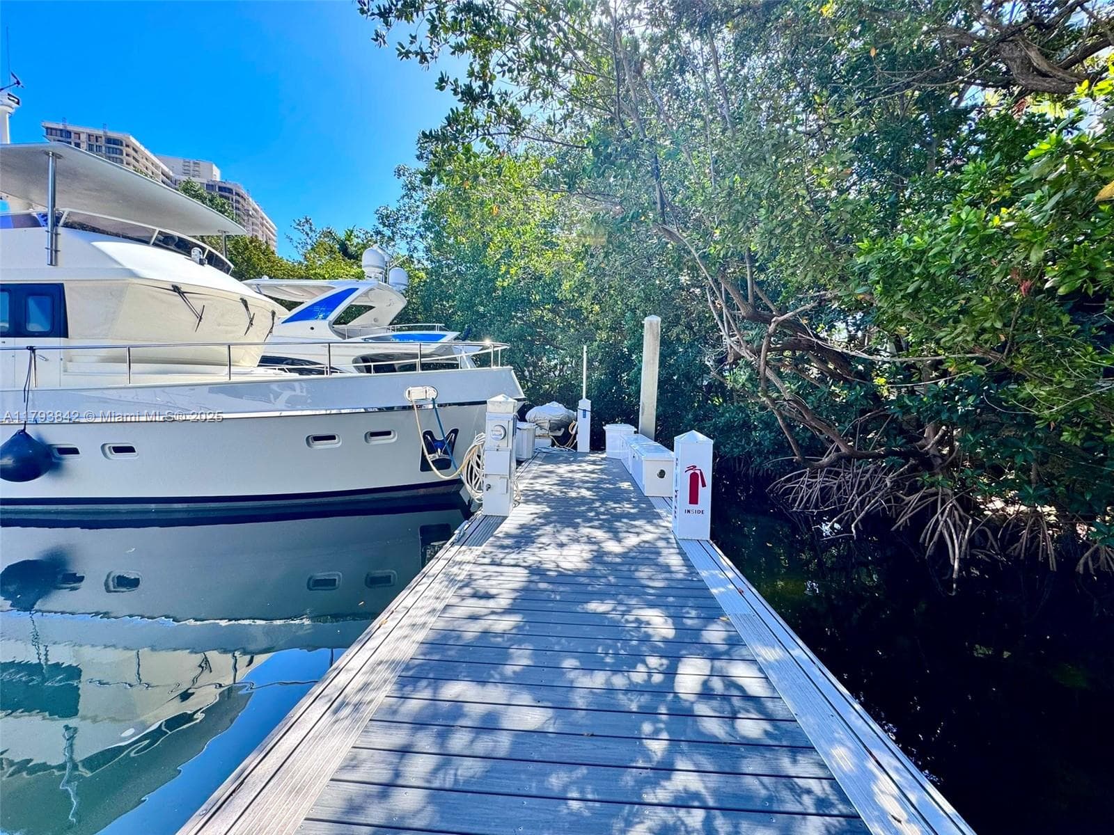3575 Mystic Pointe Dr. Slip 99, Aventura FL 33180