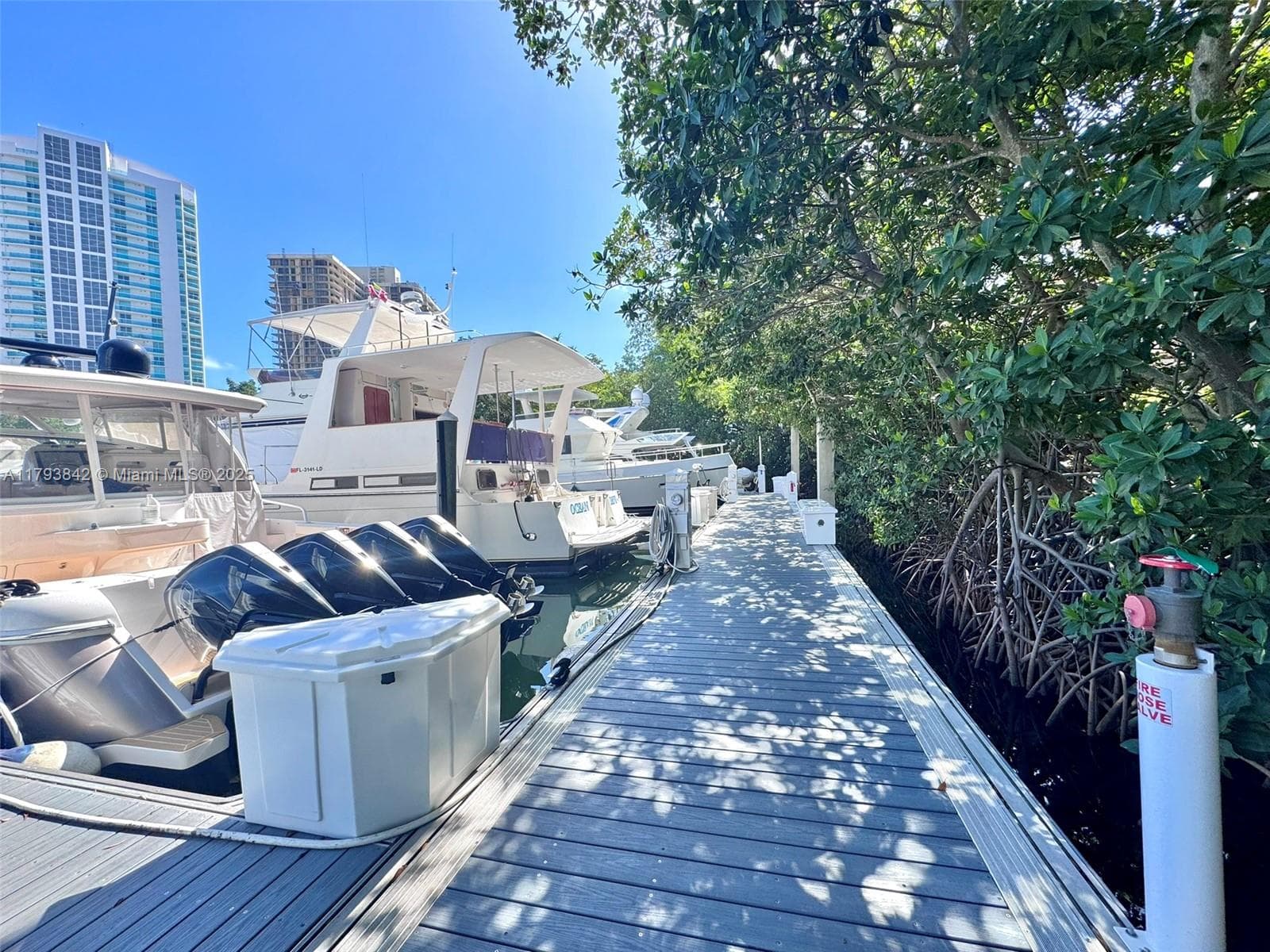 3575 Mystic Pointe Dr. Slip 99, Aventura FL 33180