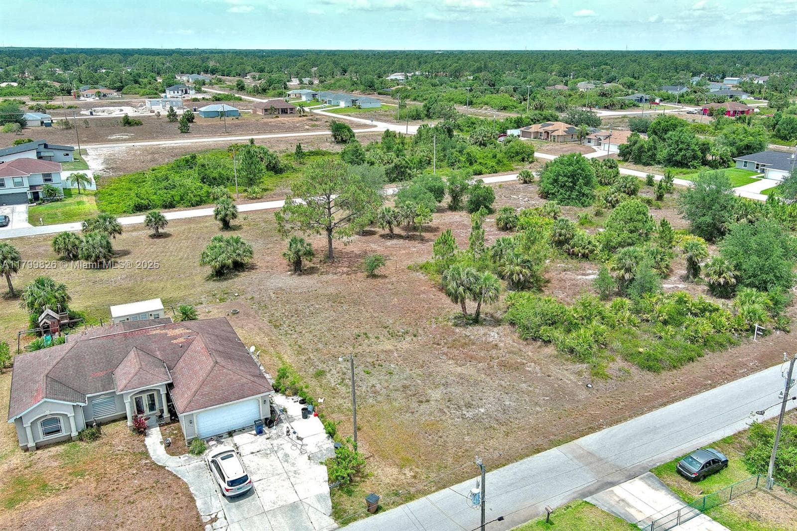 914 S Mercury Ave, Lehigh Acres FL 33974