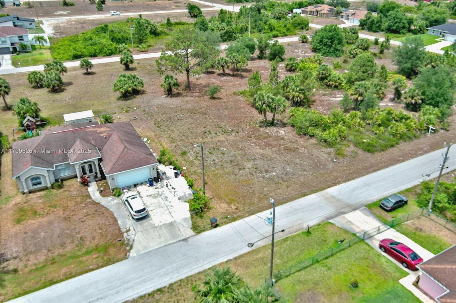 914 S Mercury Ave, Lehigh Acres FL 33974
